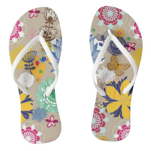 Floral pattern in retro style 3 thongs