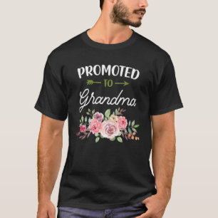 Floral Promoted Grandma Pregnancy Announcement Bab T-Shirt