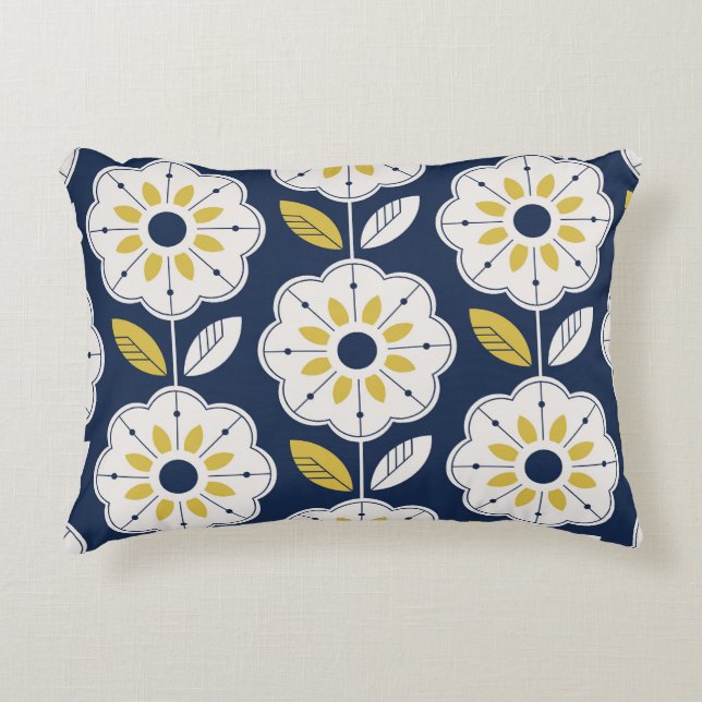 Floral Scandinavian Style Seamless Pattern Decorative Cushion (Front)