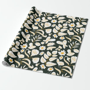 Floral seamless pattern with butterflies and bugs. wrapping paper
