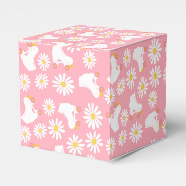 Floral Skates Roller Skating Pattern Birthday  Favour Box (Front Side)