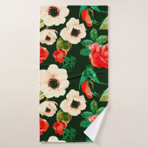 Floral watercolor seamless pattern. White poppies Bath Towel