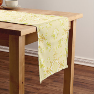 Floral Wreaths With Rose Centres Pattern Short Table Runner