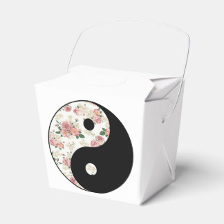 Floral Yin and Yang Favour Box