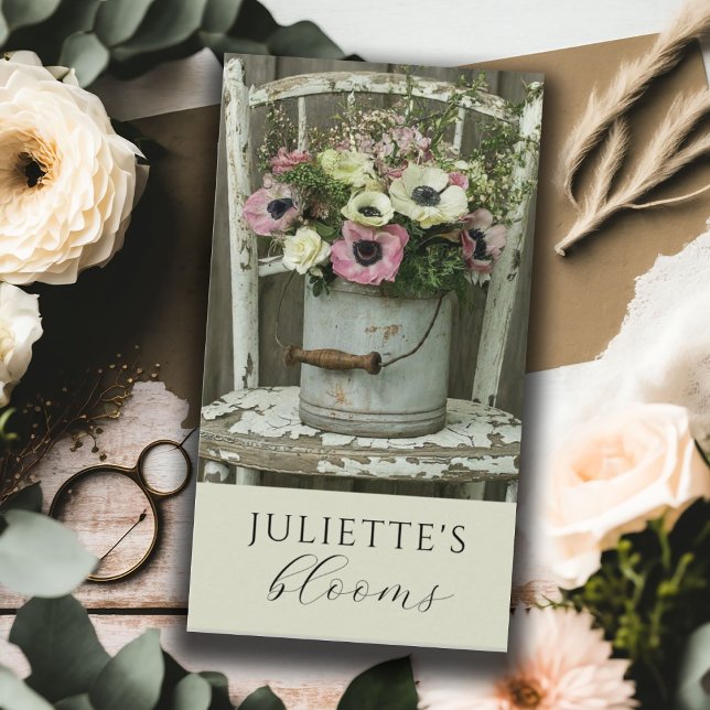 Florist Floral Designer Business Card (Creator Uploaded)