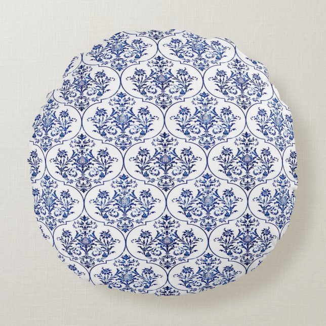 Flourish Damask Pattern - blue Round Cushion (Front)