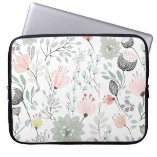 Flower and leaf pattern in tropical green and pink laptop sleeve
