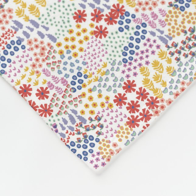 Flower Field Fleece Blanket (Corner)