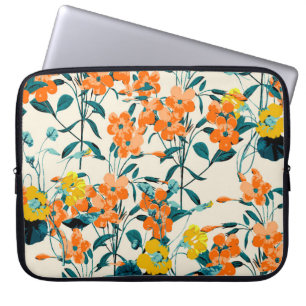 Flower Garden. Small Cute Florals and Branches Swe Laptop Sleeve