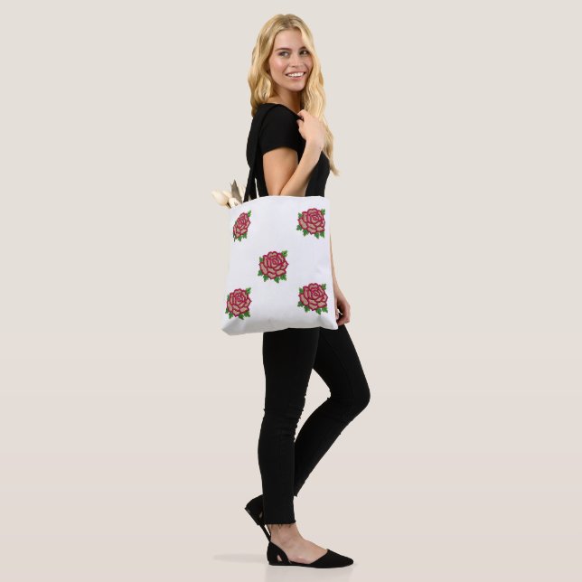 Flower hand bag (On Model)