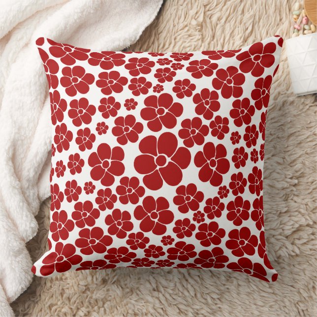 Flower Pattern in Red and White Cushion (Blanket)