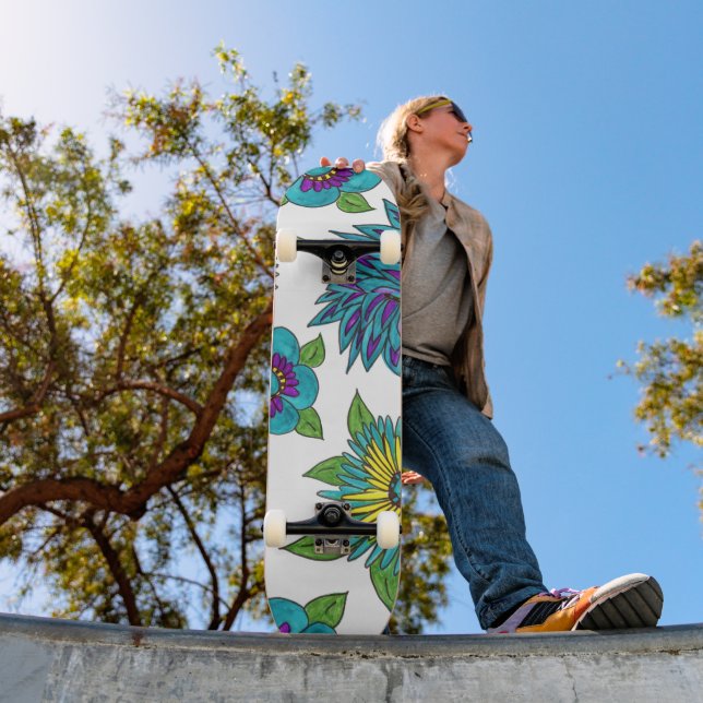 Flower Power Skateboard (Outdoor 1)
