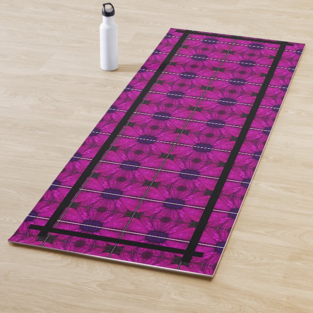 flower power yoga mat (In Situ)