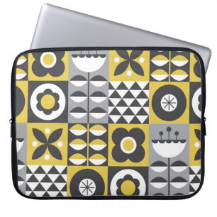 Flower seamless pattern design. Scandinavian style Laptop Sleeve