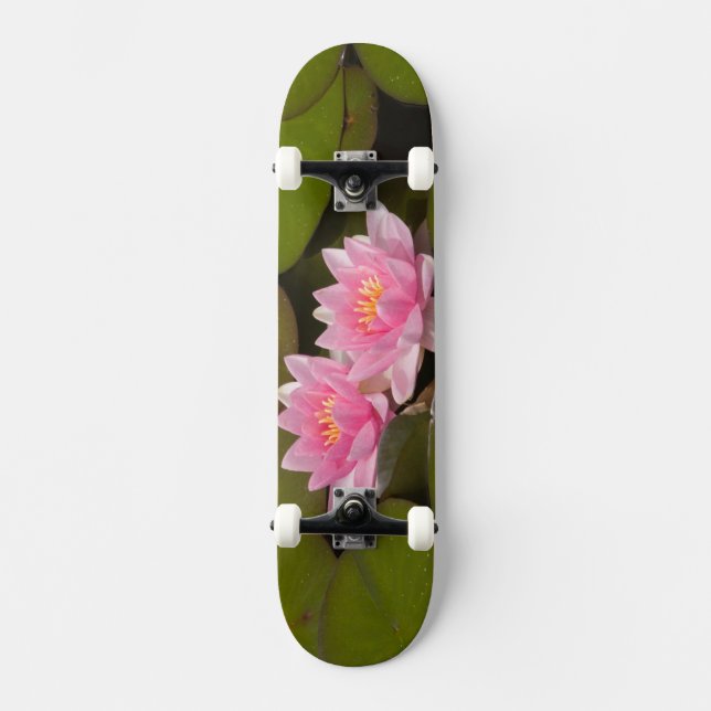Flowering water lilies skateboard (Front)