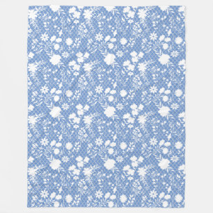 Flowers on net 01.bx4 Lblue BG Fleece Blanket