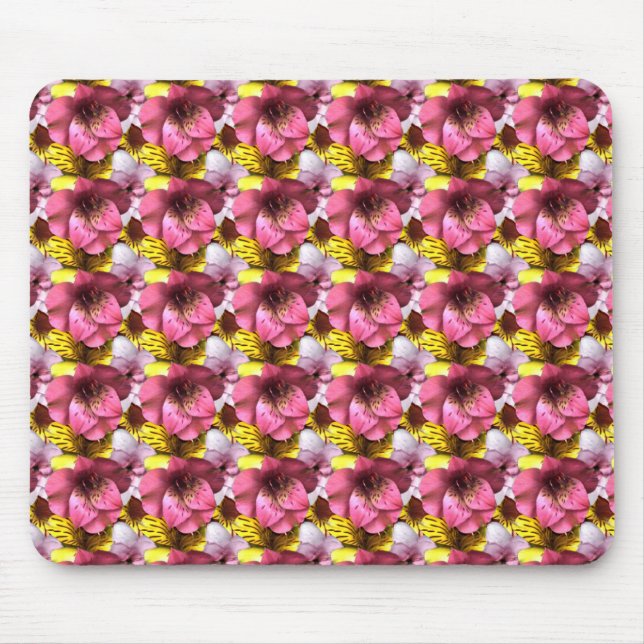 Flowers Pattern Mouse Pad (Front)