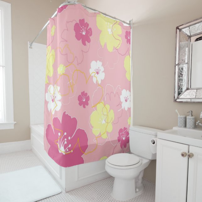 Flowers pattern shower curtain (In Situ)