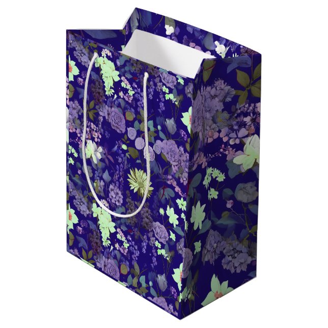 Flowers with an elegant and fascinating a Gift Bag (Back Angled)