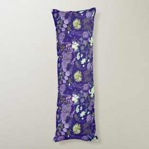 Flowers with an elegant and mysterious atmosphere body cushion