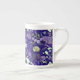 Flowers with an elegant and mysterious atmosphere bone china mug
