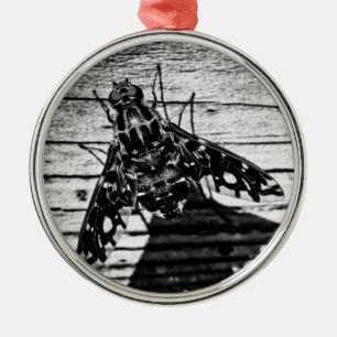 fly back metal tree decoration