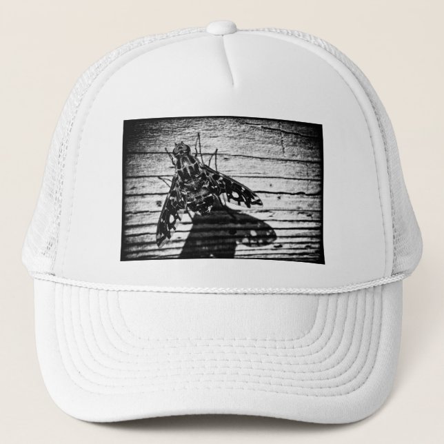fly back trucker hat (Front)