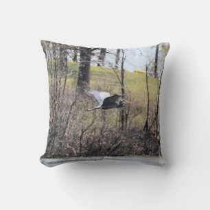 Fly  by   cushion