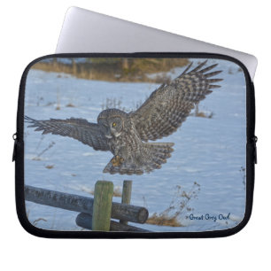 Flying Great Grey Owl Raptor Winter Wildlife Photo Laptop Sleeve