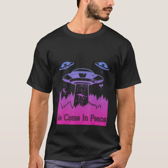 Flying Saucer UFO Astronauts are Aliens 7 T-Shirt (Front)