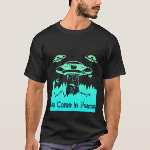 Flying Saucer UFO Astronauts are Aliens 9 T-Shirt