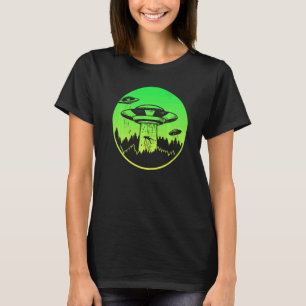 Flying Saucer Ufo Astronauts Are Aliens T-Shirt