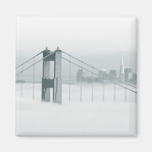 Fog rolls through the San Francisco bay 2 Magnet