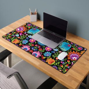 Folklore flowers Wycinanki black Desk Mat