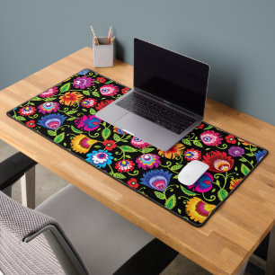 Folklore flowers Wycinanki black Desk Mat