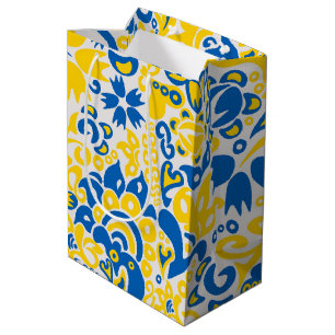 Folklore pattern with Ukrainian flag colors  Medium Gift Bag
