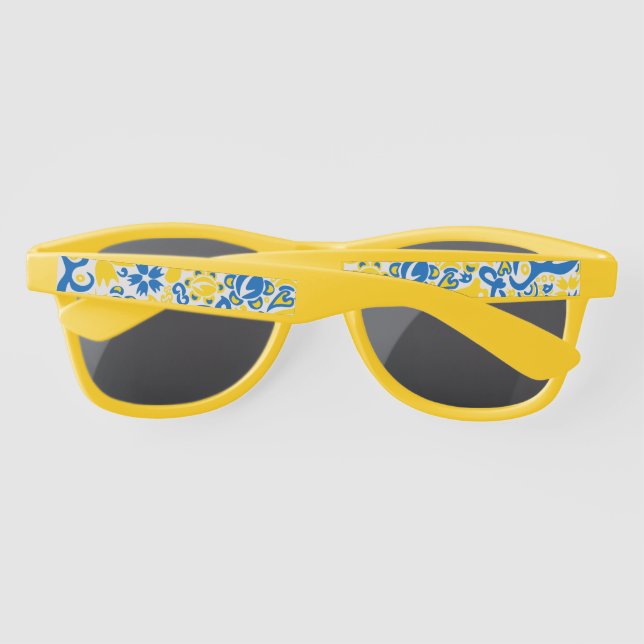 Folklore pattern with Ukrainian flag colours  Sunglasses (Back)