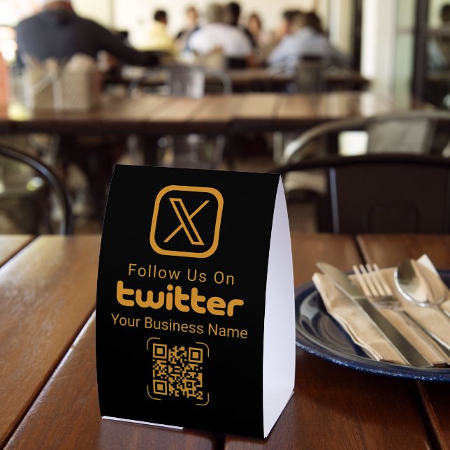 Follow Us On Twitter Gold QR Code Black (Insitu(Restaurant))