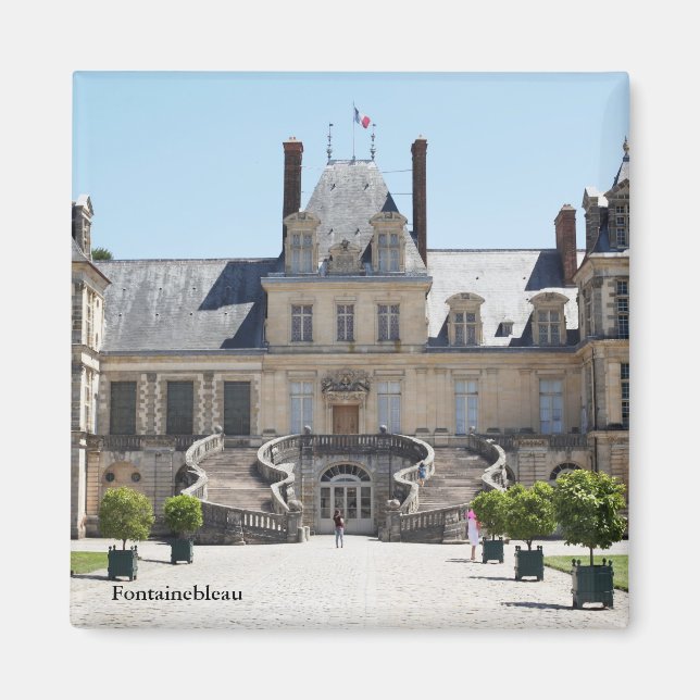 Fontainebleau castle magnet (Front)