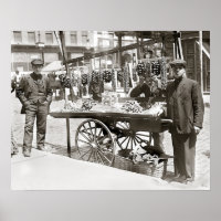Food Cart in Little Italy, 1908. Vintage Photo