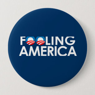 FOOLING AMERICA 10 CM ROUND BADGE