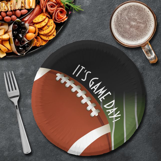 Football Field Game Day Paper Plate (Football Field Game Day Paper Plates)