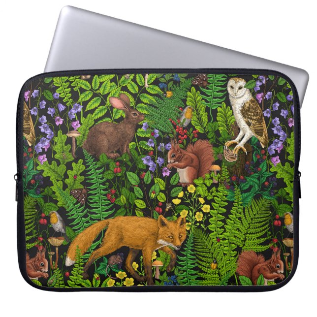 Forest life laptop sleeve (Front)