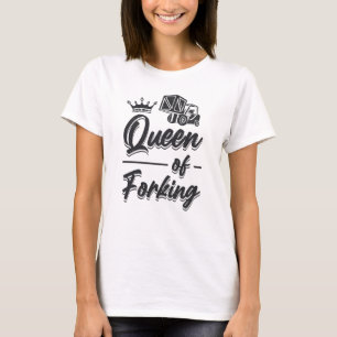Forklift Operator Queen Of Forking Driver Gift T-Shirt