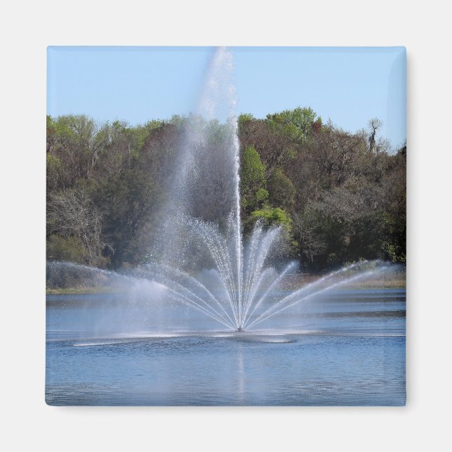 Fountain on a Lake Magnet (Front)
