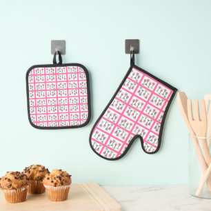 Four Cups of Wine for Passover / Pesach Oven Mitt & Pot Holder Set