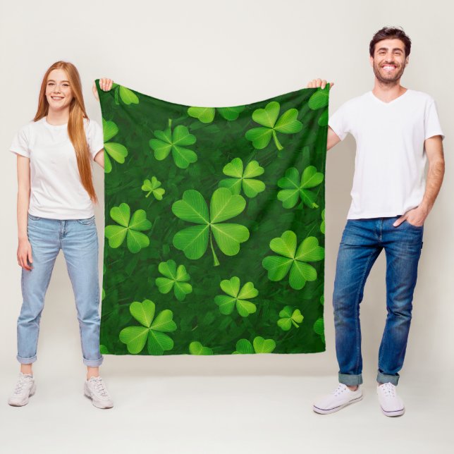 Four Leaf Clover Pattern Fleece Blanket (In Situ)
