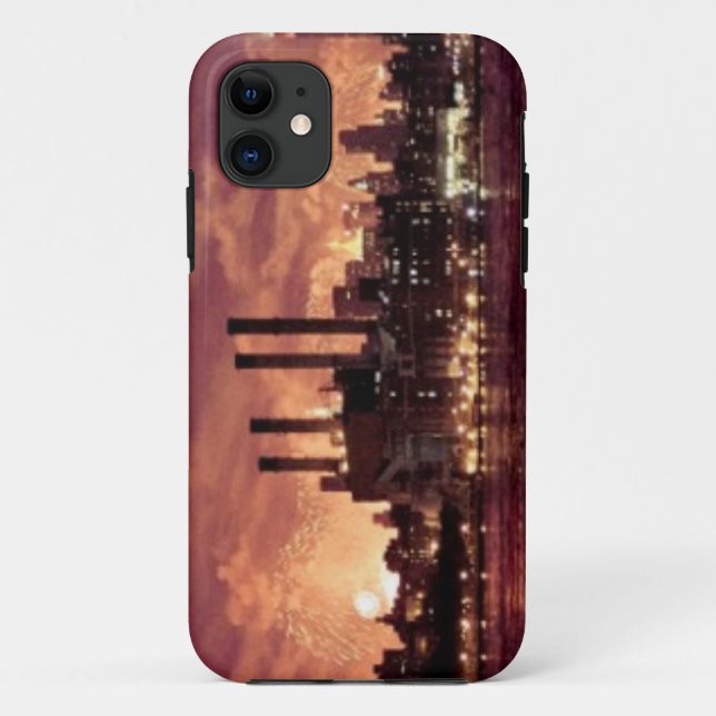 Fourth of July Fireworks behind Manhattan Case-Mate iPhone Case (Back)