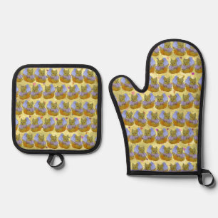 Fox named Dice Oven Mitt & Pot Holder Set