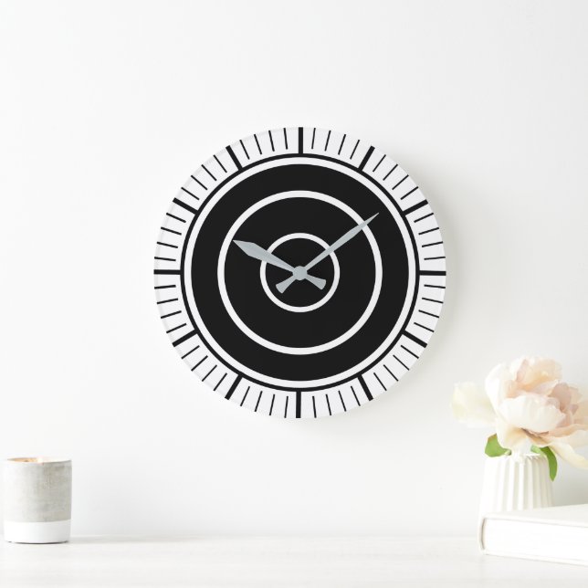 Frameless Black and White Clock Without Numbers (Home)